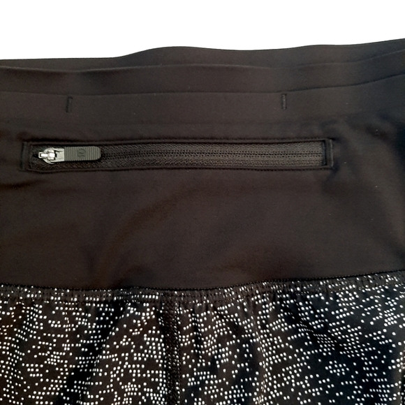 Lululemon Pace Perfect Short - Picture 6 of 7